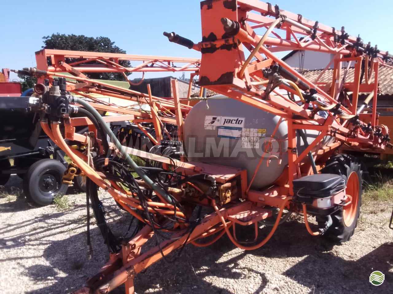 IMPLEMENTOS AGRICOLAS PULVERIZADOR ARRASTO Nalmaq Máquinas Agrícolas SAO MATEUS DO SUL PARANÁ PR